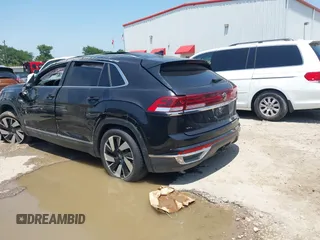 2024 Volkswagen Atlas SEL with VIN 1V2BE2CA3RC233021, listed as a IAAI auction lot 42185251 with 23,398 mi miles and . Bid and sale history available at DreamBid. Image 3.