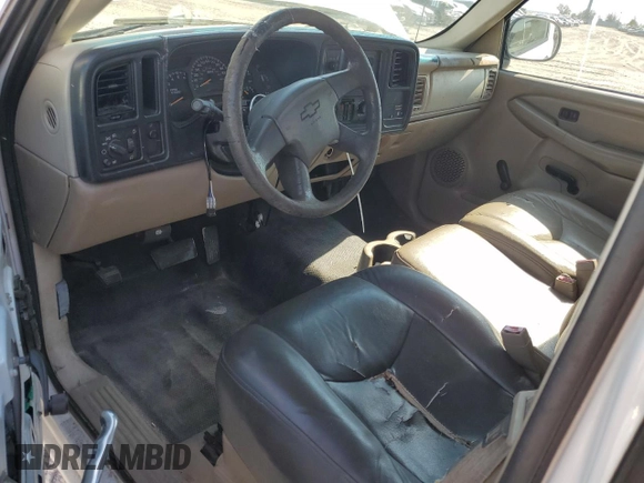 2004 Chevrolet Silverado 1500 Work Truck with VIN 1GCEC14X64Z229262, listed as a Copart auction lot 44209585 with 279,351 mi miles and Salvage Title. Bid and sale history available at carsss.com. Image 8.