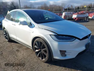 2016 Tesla Model X P90D with VIN 5YJXCBE47GF003874, listed as a IAAI auction lot 41343520 with 206,344 mi miles. Bid and sale history available at carsss.com. Image 1.