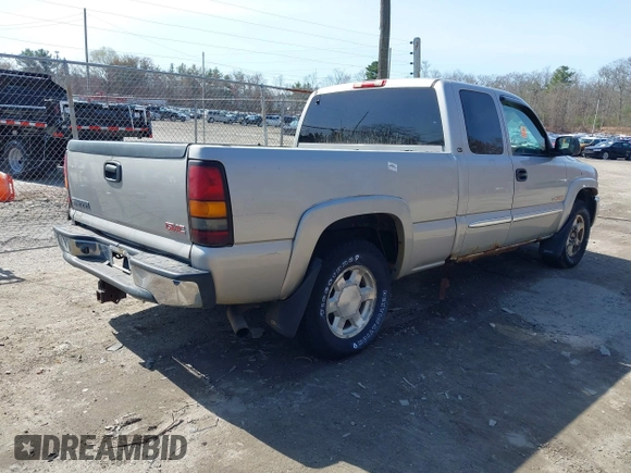 2006 GMC Sierra 1500 with VIN 2GTEK19N461211249, listed as a IAAI auction lot 41923762 with 233,730 mi miles and . Bid and sale history available at DreamBid. Image 4.