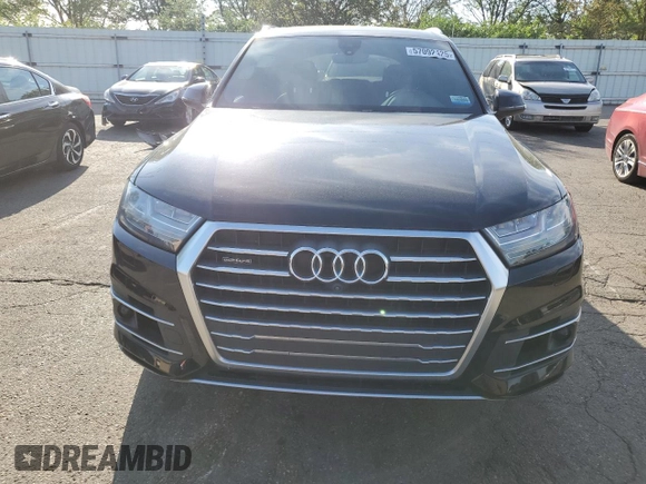 2018 Audi Q7 Premium Plus z VIN WA1LAAF74JD004058, wystawiony jako Copart lot #57092425 z przebiegiem 116 995 mil mil oraz Czysty tytuł • Clean title. Historia ofert i sprzedaży dostępna na DreamBid. Obrazek 5.