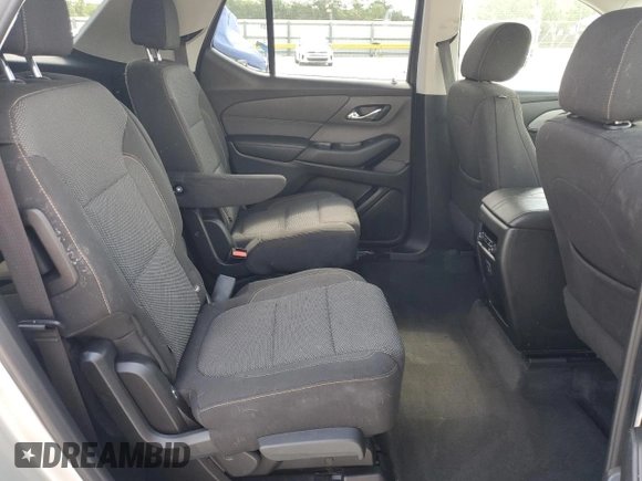 2019 Chevrolet Traverse LT Cloth z VIN 1GNERGKW8KJ320242, wystawiony jako Copart lot #60324095 z przebiegiem 103 680 mil mil oraz Szkoda całkowita • Salvage title. Historia ofert i sprzedaży dostępna na DreamBid. Obrazek 11.