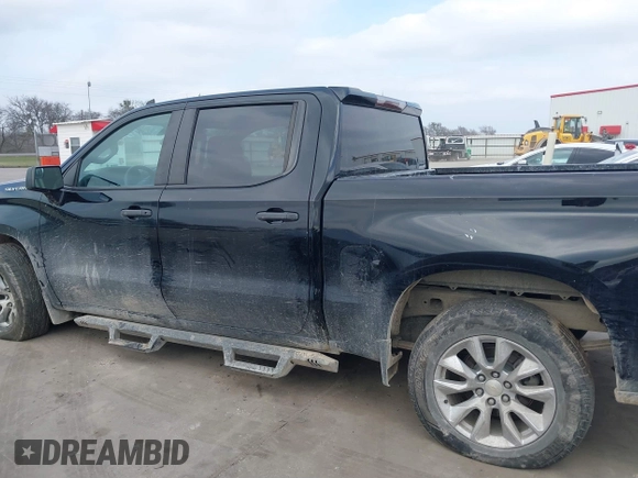 2020 Chevrolet Silverado 1500 Custom with VIN 3GCPWBEH0LG399936, listed as a IAAI auction lot 41586221 with 123,715 mi miles. Bid and sale history available at carsss.com. Image 14.