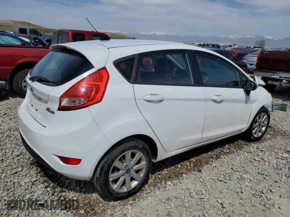 2013 Ford Fiesta SE with VIN 3FADP4EJ6DM114017, listed as a Copart auction lot 52605365 with 174,521 mi miles and Salvage Title. Bid and sale history available at carsss.com. Image 3.