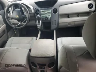 2009 Honda Pilot LX with VIN 5FNYF382X9B028461, listed as a Copart auction lot 52068575 with 189,267 mi miles and Salvage title. Bid and sale history available at DreamBid. Image 8.