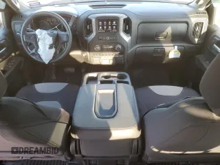 2022 Chevrolet Silverado 1500 Custom with VIN 1GCPABEK7NZ633597, listed as a Copart auction lot 77459134 with 31,487 mi miles and Salvage Title. Bid and sale history available at DreamBid. Image 8.