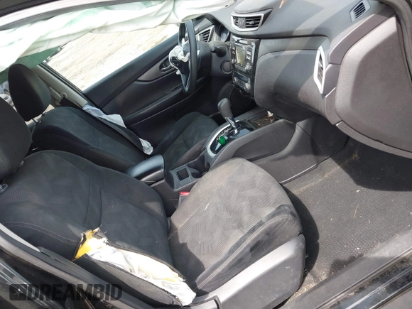 2015 Nissan Rogue SL with VIN 5N1AT2MV4FC854201, listed as a IAAI auction lot 42127639 with 146,760 mi miles and . Bid and sale history available at carsss.com. Image 5.