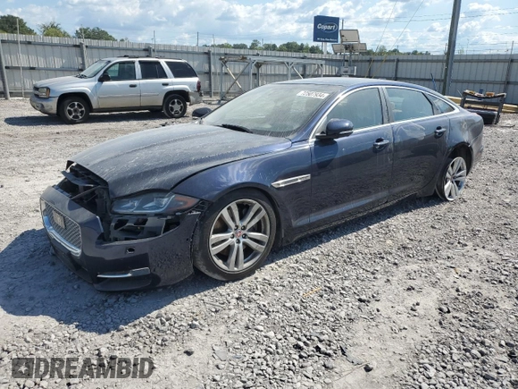 2017 Jaguar XJ with VIN SAJWJ2GD0H8W04917, listed as a Copart auction lot 72507934 with 112,042 mi miles and Salvage Title. Bid and sale history available at carsss.com. Image 1.