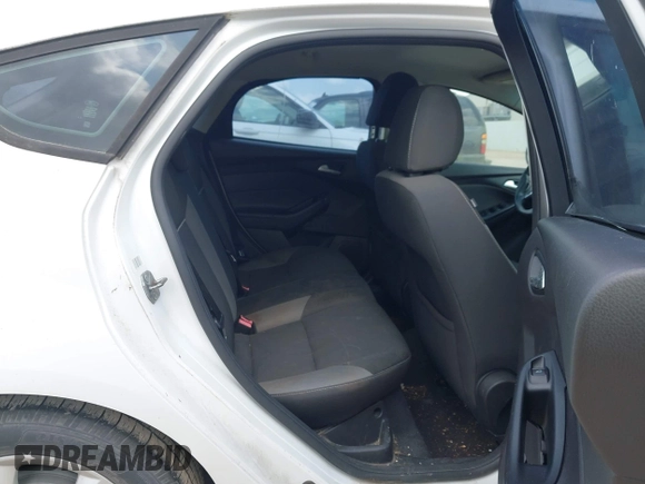 2013 Ford Focus SE with VIN 1FADP3K20DL286326, listed as a IAAI auction lot 42169951 with 191,848 mi miles. Bid and sale history available at carsss.com. Image 8.