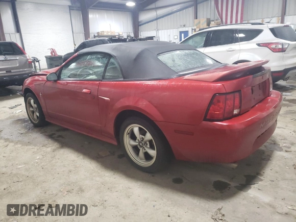 2000 Ford Mustang with VIN 1FAFP4445YF211204, listed as a Copart auction lot 82111424 with 126,748 mi miles and Salvage Title. Bid and sale history available at carsss.com. Image 2.