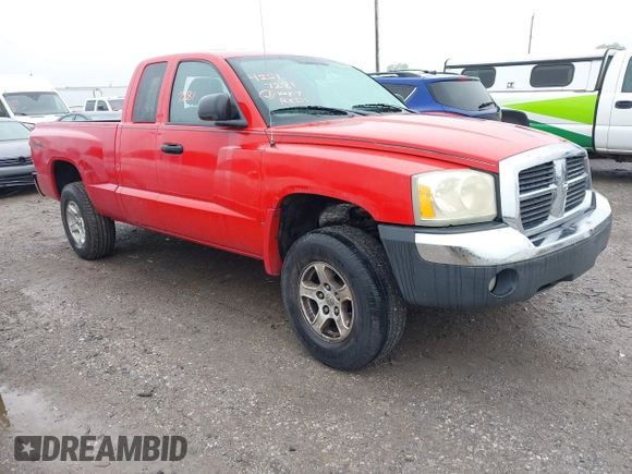 2005 Dodge Dakota SLT with VIN 1D7HW42N25S305244, listed as a IAAI auction lot 42517281 with 155,487 mi miles and . Bid and sale history available at DreamBid. Image 1.