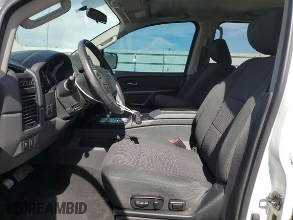 2015 Nissan Titan SE with VIN 1N6AA0ED5FN514397, listed as a Copart auction lot 58356325 with 70,102 mi miles and Salvage title. Bid and sale history available at DreamBid. Image 7.