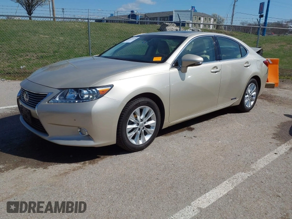 2013 Lexus ES 300h Hybrid with VIN JTHBW1GG6D2011464, listed as a IAAI auction lot 41838434 with 150,747 mi miles. Bid and sale history available at carsss.com. Image 17.