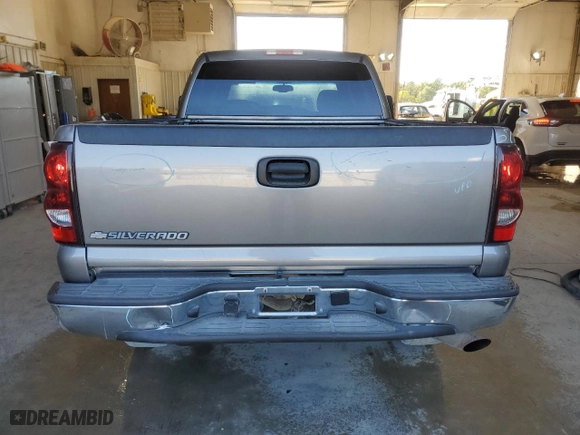 2007 Chevrolet Silverado 2500HD Classic Work Truck with VIN 1GCHK23UX7F118930, listed as a Copart auction lot 74747034 with 160,560 mi miles and Salvage Title. Bid and sale history available at carsss.com. Image 6.