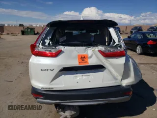 2018 Honda CR-V LX with VIN 2HKRW5H3XJH424534, listed as a Copart auction lot 68297864 with 28,634 mi miles and Salvage Title. Bid and sale history available at carsss.com. Image 6.