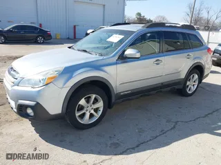 2014 Subaru Outback 2.5i Premium with VIN 4S4BRCDC0E3217117, listed as a IAAI auction lot 41781964 with 145,679 mi miles. Bid and sale history available at carsss.com. Image 2.