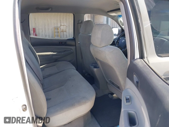 2006 Toyota Tacoma with VIN 3TMMU52N86M003228, listed as a IAAI auction lot 42548963 with 165,176 mi miles and . Bid and sale history available at DreamBid. Image 8.