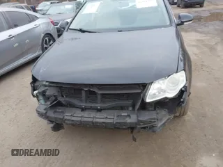 2008 Volkswagen Passat Komfort z VIN WVWLK73C98E161130, wystawiony jako IAAI lot #41498361 z przebiegiem 102 621 mil mil oraz . Historia ofert i sprzedaży dostępna na DreamBid. Obrazek 12.