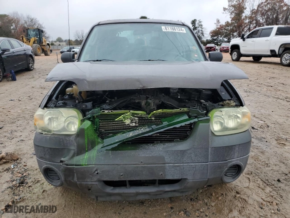 2007 Ford Escape XLS with VIN 1FMCU02Z87KA13635, listed as a Copart auction lot 81166124 with 175,005 mi miles and Salvage Title. Bid and sale history available at carsss.com. Image 5.