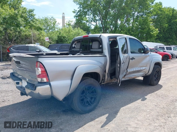 2015 Toyota Tacoma PreRunner with VIN 3TMJU4GN9FM179890, listed as a IAAI auction lot 42225923 with 160,000 mi miles and . Bid and sale history available at DreamBid. Image 4.