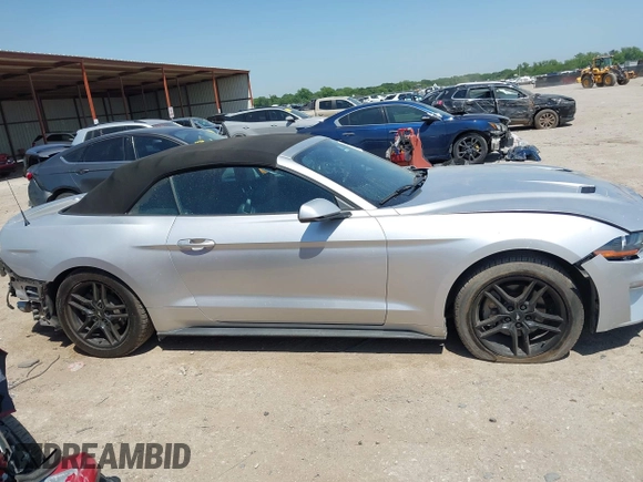 2018 Ford Mustang EcoBoost Premium with VIN 1FATP8UH6J5124517, listed as a IAAI auction lot 42260728 with 52,773 mi miles and . Bid and sale history available at DreamBid. Image 14.