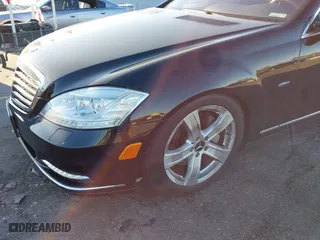 2012 Mercedes-Benz S-Class S 550 with VIN WDDNG7DB9CA461272, listed as a IAAI auction lot 41376537 with 77,138 mi miles. Bid and sale history available at carsss.com. Image 6.