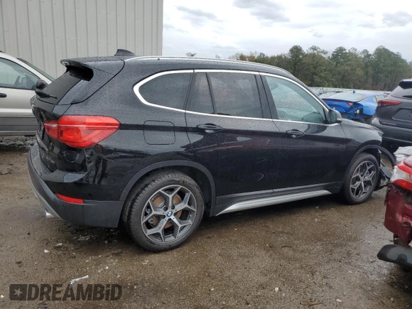 2019 BMW X1 sDrive28i with VIN WBXHU7C51K5N01527, listed as a Copart auction lot 69106262 with 32,657 mi miles. Bid and sale history available at carsss.com. Image 3.