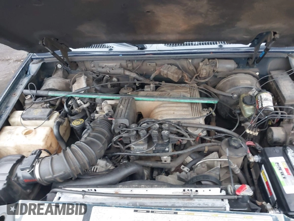 2000 Ford Explorer XLT with VIN 1FMZU63P8YUB81789, listed as a IAAI auction lot 41518021 with 243,748 mi miles and . Bid and sale history available at DreamBid. Image 10.