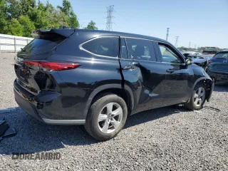 2021 Toyota Highlander L with VIN 5TDZZRAH8MS515126, listed as a Copart auction lot 52417775 with 37,945 mi miles and Salvage title. Bid and sale history available at DreamBid. Image 3.