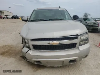 2009 Chevrolet Suburban LT w/2LT with VIN 1GNFC26039R231768, listed as a Copart auction lot 50708945 with 198,620 mi miles and Salvage Title. Bid and sale history available at carsss.com. Image 5.