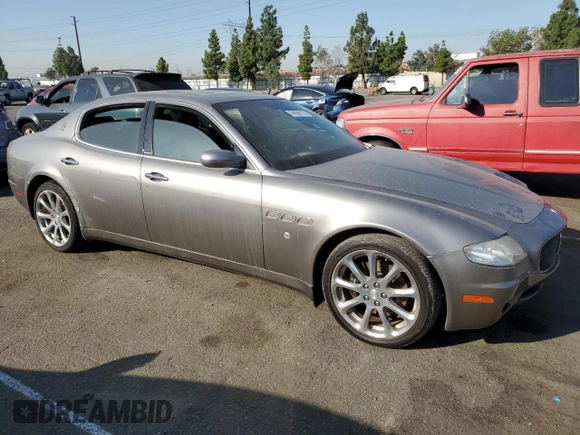 2006 Maserati Quattroporte z VIN ZAMCE39A960026645, wystawiony jako Copart lot #74550174 z przebiegiem 50 591 mil mil oraz Tytuł czysty. Historia ofert i sprzedaży dostępna na DreamBid. Obrazek 4.