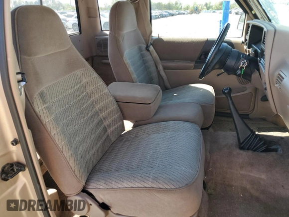 1994 Ford Ranger XL with VIN 1FTCR14A6RTB15564, listed as a Copart auction lot 53783405 with 131,052 mi miles and Salvage Title. Bid and sale history available at DreamBid. Image 7.