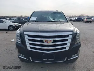2019 Cadillac Escalade Luxury with VIN 1GYS3BKJ3KR254991, listed as a IAAI auction lot 41728759 with 65,267 mi miles. Bid and sale history available at carsss.com. Image 12.