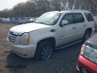 2007 Cadillac Escalade z VIN 1GYFK63887R287466, wystawiony jako IAAI lot #42118101 z przebiegiem Nie podano mil oraz . Historia ofert i sprzedaży dostępna na DreamBid. Obrazek 2.
