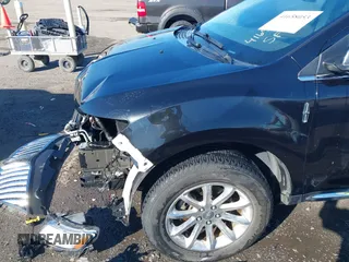 2014 Lincoln MKX with VIN 2LMDJ6JK1EBL18295, listed as a IAAI auction lot 41658053 with 93,931 mi miles. Bid and sale history available at carsss.com. Image 17.
