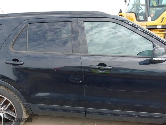2018 Ford Explorer Sport with VIN 1FM5K8GT7JGA76107, listed as a IAAI auction lot 41836475 with 133,211 mi miles. Bid and sale history available at carsss.com. Image 13.