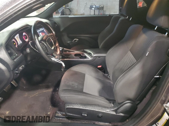 2017 Dodge Challenger R/T with VIN 2C3CDZBT3HH532092, listed as a Copart auction lot 57772995 with 86,874 mi miles and Salvage title. Bid and sale history available at DreamBid. Image 7.