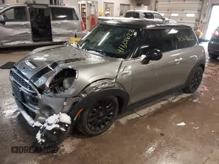 2018 MINI Hardtop Cooper S with VIN WMWXP7C54J2A49041, listed as a IAAI auction lot 41301622 with 49,799 mi miles and . Bid and sale history available at DreamBid. Image 17.