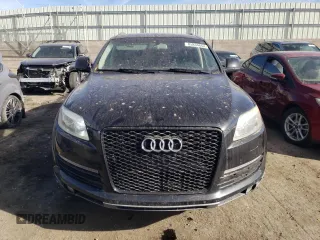 2009 Audi Q7 z VIN WA1AV74L39D008760, wystawiony jako Copart lot #85834664 z przebiegiem 165 647 mil mil oraz Czysty tytuł • Clean title. Historia ofert i sprzedaży dostępna na DreamBid. Obrazek 5.