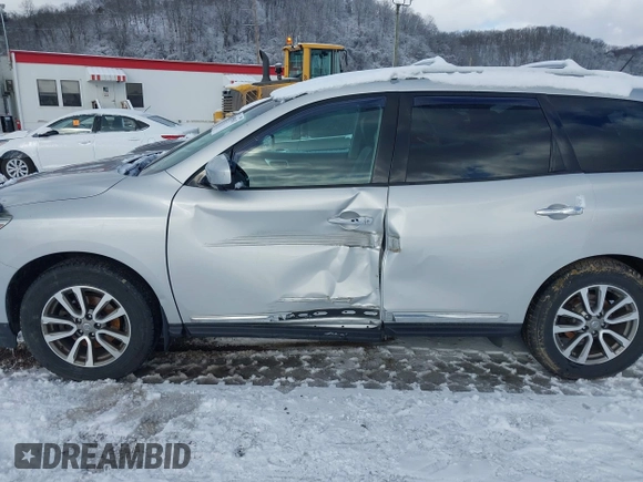 2015 Nissan Pathfinder Platinum z VIN 5N1AR2MM1FC675197, wystawiony jako IAAI lot #41595067 z przebiegiem 96 135 mil mil oraz . Historia ofert i sprzedaży dostępna na DreamBid. Obrazek 6.