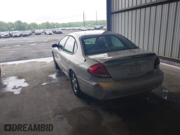 2006 Ford Taurus SE z VIN 1FAFP53U76A195301, wystawiony jako IAAI lot #42180556 z przebiegiem 180 599 mil mil oraz . Historia ofert i sprzedaży dostępna na DreamBid. Obrazek 3.