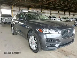 2019 Jaguar F-Pace 25t Prestige z VIN SADCK2FX6KA352301, wystawiony jako Copart lot #59012125 z przebiegiem 98 632 mil mil oraz Szkoda całkowita • Salvage title. Historia ofert i sprzedaży dostępna na DreamBid. Obrazek 14.