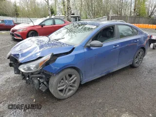 2021 Kia Forte GT-Line z VIN 3KPF34AD6ME280868, wystawiony jako Copart lot #52395955 z przebiegiem 60 967 mil mil oraz Szkoda całkowita • Salvage title. Historia ofert i sprzedaży dostępna na DreamBid. Obrazek 1.