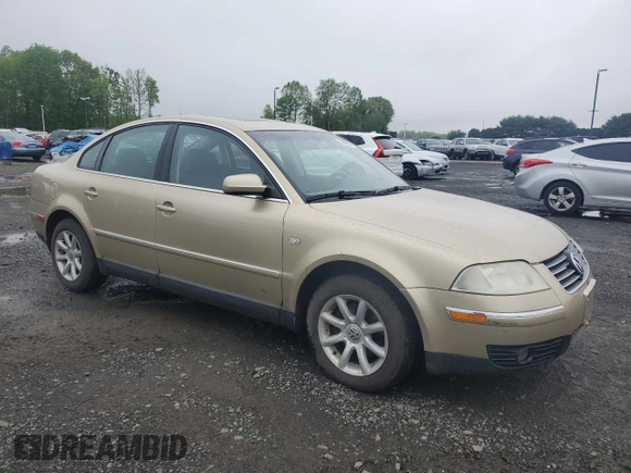 2004 Volkswagen Passat GLS z VIN WVWPD63B34E075688, wystawiony jako Copart lot #56297475 z przebiegiem 135 684 mil mil oraz Szkoda całkowita • Salvage title. Historia ofert i sprzedaży dostępna na DreamBid. Obrazek 4.