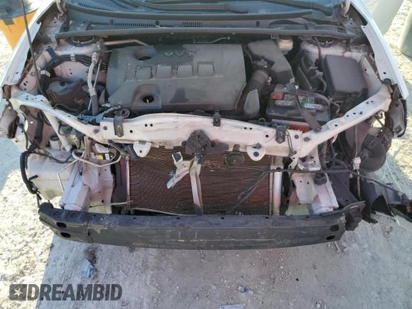 2019 Toyota Corolla L z VIN 5YFBURHE5KP881093, wystawiony jako Copart lot #47292305 z przebiegiem Nie podano mil oraz Nie do naprawy • Non repairable. Historia ofert i sprzedaży dostępna na DreamBid. Obrazek 11.