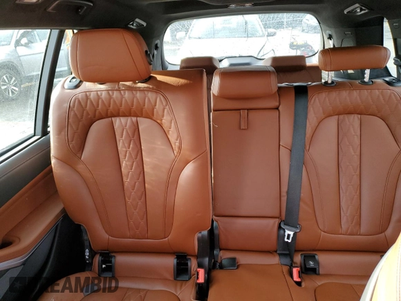 2022 BMW X7 M50i with VIN 5UXCX6C00N9L87710, listed as a Copart auction lot 46780085 with 46,876 mi miles and Salvage Title. Bid and sale history available at carsss.com. Image 10.