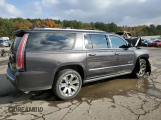 2016 GMC Yukon XL Denali with VIN 1GKS1HKJ0GR120966, listed as a Copart auction lot 84323374 with 197,771 mi miles and Salvage Title. Bid and sale history available at carsss.com. Image 3.