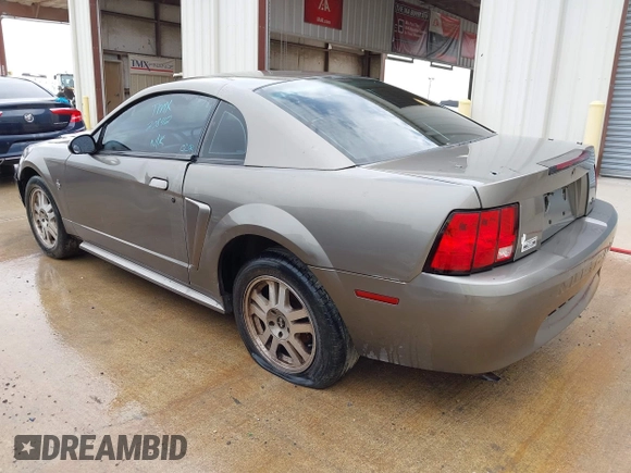 2002 Ford Mustang Standard with VIN 1FAFP40412F208412, listed as a IAAI auction lot 42565337 with 178,247 mi miles and . Bid and sale history available at DreamBid. Image 3.