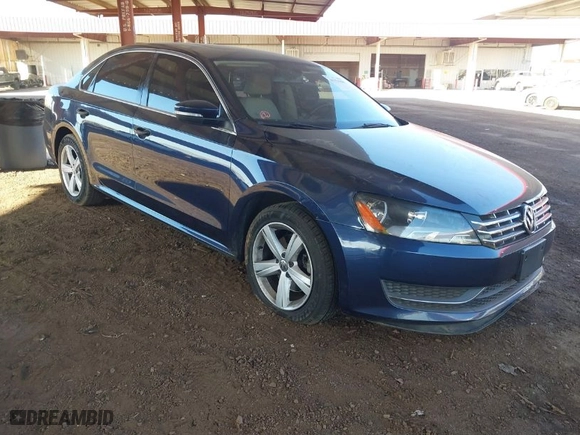 2013 Volkswagen Passat TDI SE w/Sunroof with VIN 1VWBN7A30DC068294, listed as a IAAI auction lot 41331869 with 140,032 mi miles. Bid and sale history available at carsss.com. Image 1.