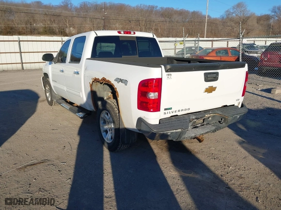2009 Chevrolet Silverado 1500 LTZ with VIN 3GCEK33349G164495, listed as a IAAI auction lot 41311466 with 154,845 mi miles. Bid and sale history available at carsss.com. Image 3.
